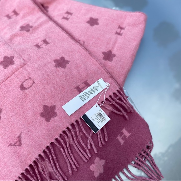 COACH Stars Oversized Pockets Scarf - Picture 5 of 5